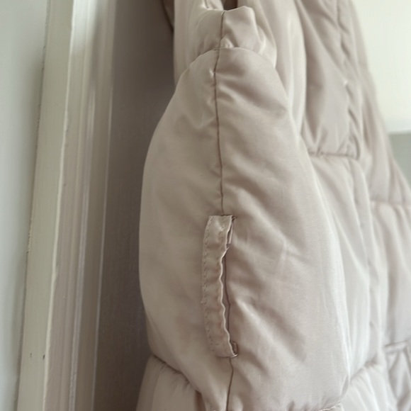 Miss Selfridge light pink long hooded puffer vest - Picture 5 of 6